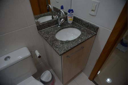 Banheiro Social de casa à venda com 3 quartos, 100m² em Parque Oratório, Santo André