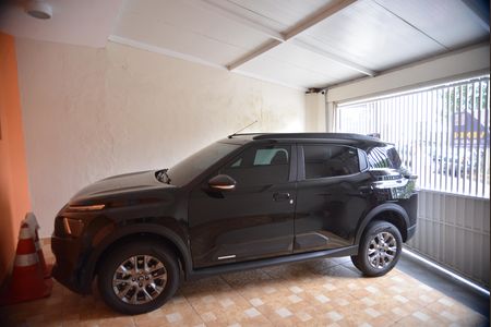 Garagem de casa à venda com 3 quartos, 100m² em Parque Oratório, Santo André
