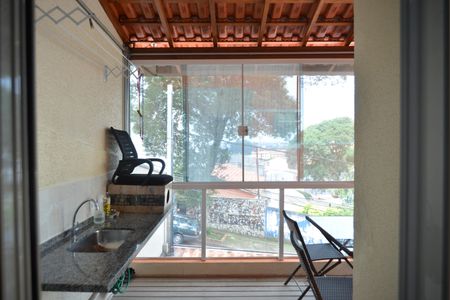 Sacada de casa à venda com 3 quartos, 100m² em Parque Oratório, Santo André