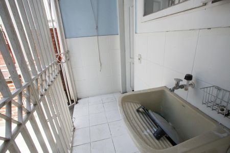 Casa à venda com 183m², 4 quartos e 2 vagasÁrea de Serviço