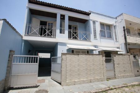 Casa à venda com 183m², 4 quartos e 2 vagasFachada da Casa
