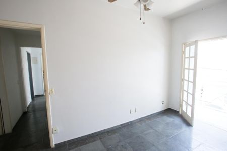 Casa à venda com 183m², 4 quartos e 2 vagasQuarto 2