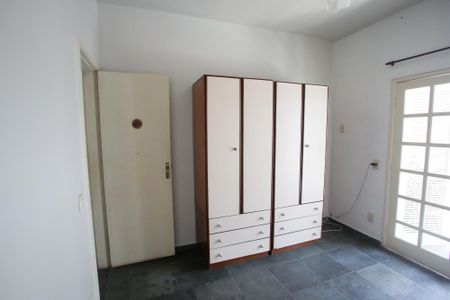 Casa à venda com 183m², 4 quartos e 2 vagasQuarto 4