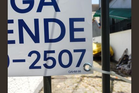 Casa à venda com 183m², 4 quartos e 2 vagasPlaquinha