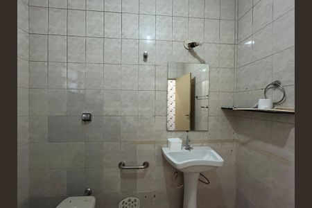 Casa para alugar com 95m², 3 quartos e 1 vaga Casa para alugar com 95m², 3 quartos e 1 vagaBanheiro