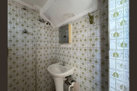 Casa para alugar com 95m², 3 quartos e 1 vaga Casa para alugar com 95m², 3 quartos e 1 vagaBanheiro de serviço