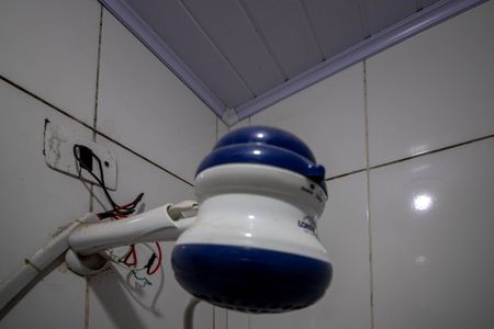 Casa para alugar com 35m², 1 quarto e sem vagaBanheiro - torneira