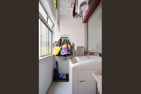 Apartamento para alugar com 59m², 2 quartos e 1 vagaÁrea de Serviço