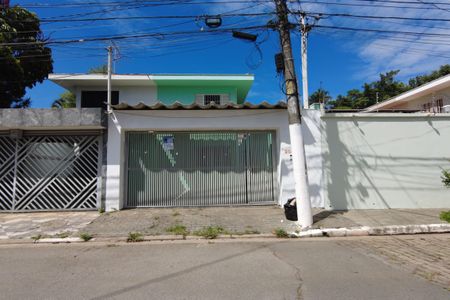 Casa para alugar com 187m², 3 quartos e 2 vagasFachada