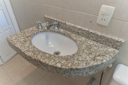 Casa para alugar com 187m², 3 quartos e 2 vagasBanheiro da Suíte 