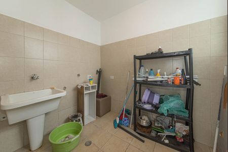 Casa para alugar com 187m², 3 quartos e 2 vagas Casa para alugar com 187m², 3 quartos e 2 vagasLavanderia