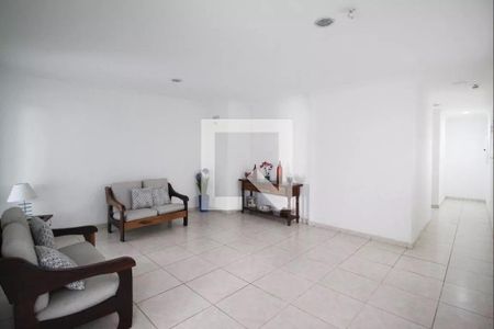 Apartamento para alugar com 105m², 3 quartos e 1 vagaHall social