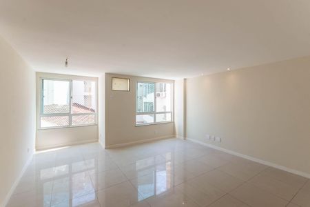 Apartamento à venda com 106m², 2 quartos e 1 vagaSala