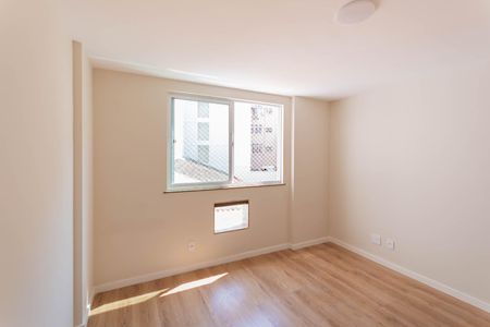 Apartamento à venda com 106m², 2 quartos e 1 vagaQuarto 