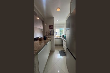 Apartamento para alugar com 162m², 3 quartos e 2 vagasCozinha