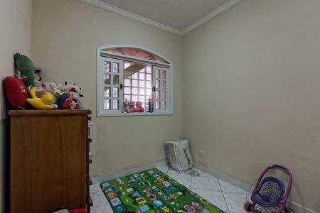 Casa de condomínio à venda com 216m², 4 quartos e 1 vaga Casa de condomínio à venda com 216m², 4 quartos e 1 vagaQuarto 2