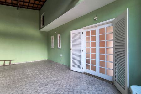 Casa de condomínio à venda com 216m², 4 quartos e 1 vaga Casa de condomínio à venda com 216m², 4 quartos e 1 vagaTerraço