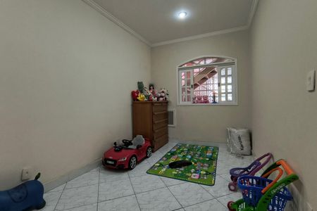 Casa de condomínio à venda com 216m², 4 quartos e 1 vaga Casa de condomínio à venda com 216m², 4 quartos e 1 vagaQuarto 2
