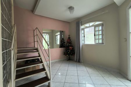 Casa de condomínio à venda com 216m², 4 quartos e 1 vaga Casa de condomínio à venda com 216m², 4 quartos e 1 vagaSala