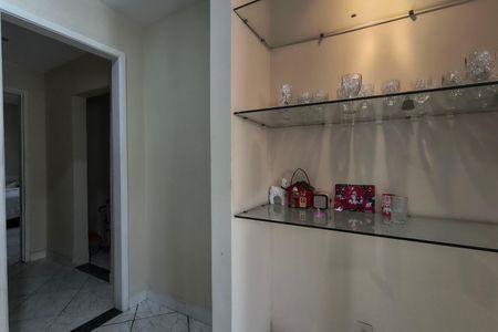 Casa de condomínio à venda com 216m², 4 quartos e 1 vaga Casa de condomínio à venda com 216m², 4 quartos e 1 vagaSala