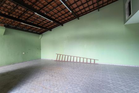 Casa de condomínio à venda com 216m², 4 quartos e 1 vaga Casa de condomínio à venda com 216m², 4 quartos e 1 vagaTerraço