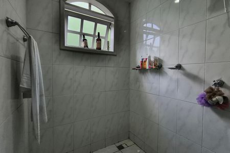 Casa de condomínio à venda com 216m², 4 quartos e 1 vaga Casa de condomínio à venda com 216m², 4 quartos e 1 vagaBanheiro da Suíte 1