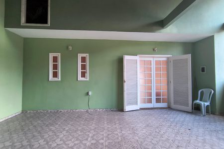 Casa de condomínio à venda com 216m², 4 quartos e 1 vaga Casa de condomínio à venda com 216m², 4 quartos e 1 vagaTerraço