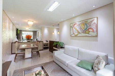 Apartamento à venda com 82m², 3 quartos e 1 vagaSala