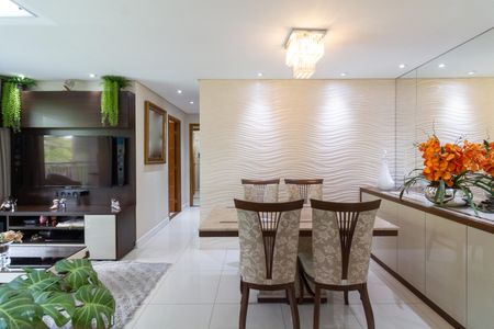 Apartamento à venda com 82m², 3 quartos e 1 vagaSala