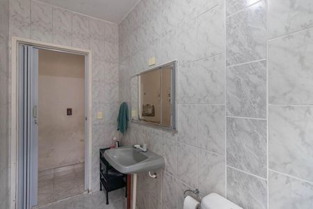 Casa à venda com 310m², 3 quartos e 2 vagasBanheiro