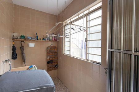 Casa à venda com 310m², 3 quartos e 2 vagasÁrea de Serviço