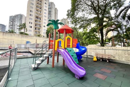 Apartamento para alugar com 68m², 2 quartos e 1 vagaÁrea comum - Playground