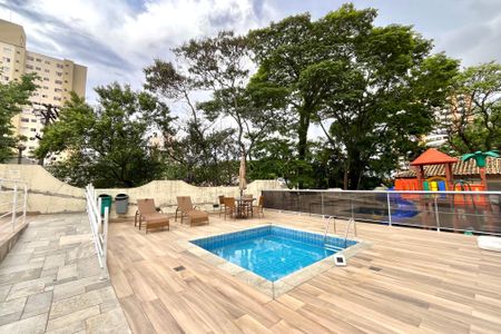 Apartamento para alugar com 68m², 2 quartos e 1 vagaÁrea comum - Piscina