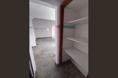 Casa à venda com 266m², 4 quartos e 3 vagas