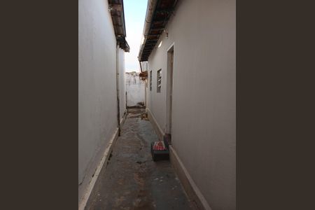 Casa à venda com 266m², 4 quartos e 3 vagas