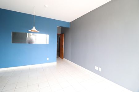 Apartamento para alugar com 90m², 3 quartos e 2 vagasSala