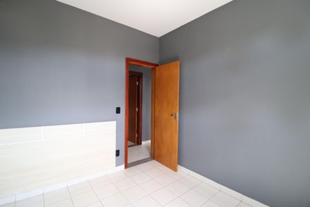 Apartamento para alugar com 90m², 3 quartos e 2 vagasQuarto 2