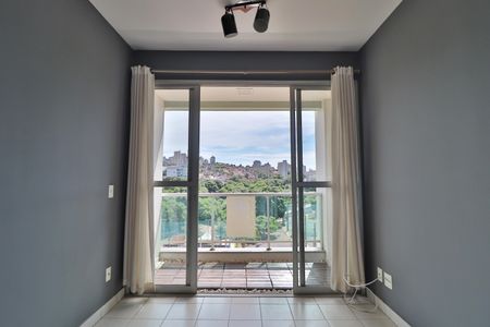 Sala de apartamento para alugar com 3 quartos, 90m² em Tubalina, Uberlândia