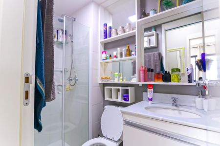 Apartamento à venda com 57m², 2 quartos e 1 vagaBanheiro Social