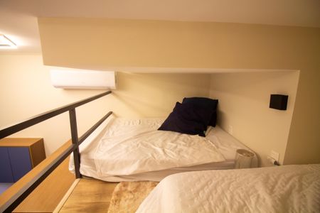 Quarto de kitnet/studio à venda com 1 quarto, 35m² em Jardim das Acacias, São Paulo