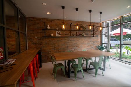 Studio à venda com 35m², 1 quarto e sem vagaÁrea comum - Sala de Reunião