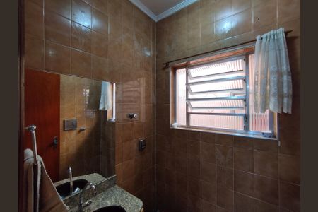 Casa à venda com 200m², 2 quartos e 3 vagas Casa à venda com 200m², 2 quartos e 3 vagasBanheiro - torneira