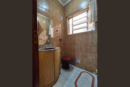 Casa à venda com 200m², 2 quartos e 3 vagas Casa à venda com 200m², 2 quartos e 3 vagasBanheiro - torneira