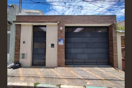 Fachada  de casa à venda com 2 quartos, 200m² em São João Climaco, São Paulo