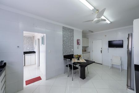 Apartamento para alugar com 137m², 2 quartos e 1 vagaCozinha