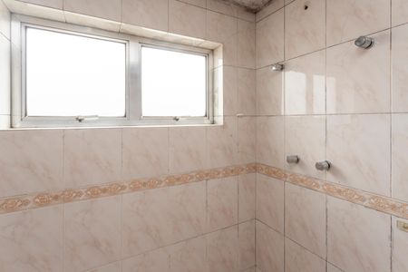 Casa para alugar com 225m², 2 quartos e 2 vagasBanheiro 1