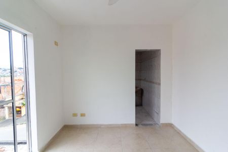 Casa para alugar com 225m², 2 quartos e 2 vagas Casa para alugar com 225m², 2 quartos e 2 vagasSuíte