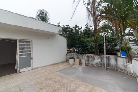 Casa para alugar com 225m², 2 quartos e 2 vagas Casa para alugar com 225m², 2 quartos e 2 vagasVaranda do Quarto