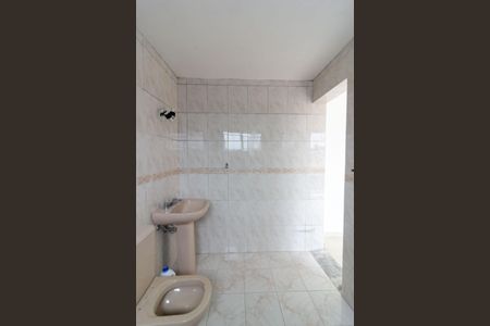 Casa para alugar com 225m², 2 quartos e 2 vagas Casa para alugar com 225m², 2 quartos e 2 vagasBanheiro Suíte