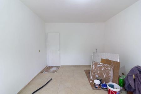 Quarto  de casa para alugar com 2 quartos, 225m² em Vila Imperio, São Paulo